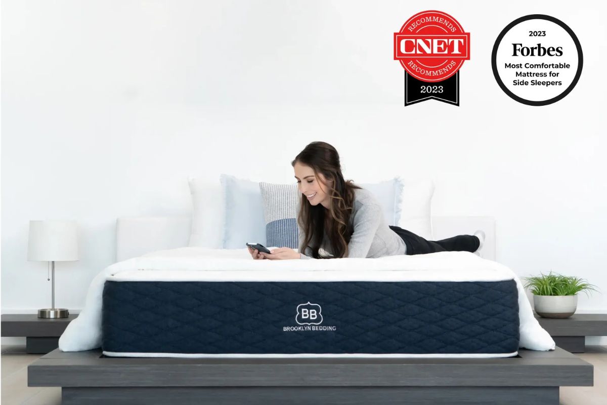 Helix Midnight Luxe split king mattress with award badges highlighting top-rated comfort and support