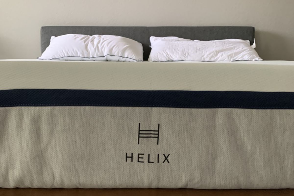 Helix Midnight mattress on bed showing condition before starting the return process
