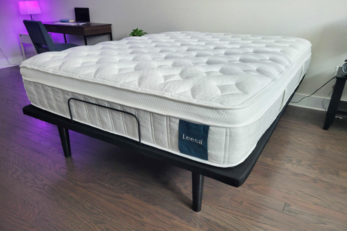 Couples Suitability - Leesa Sapira Hybrid Mattress