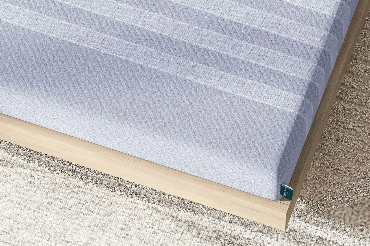 A close up of the Leesa Studio mattress.