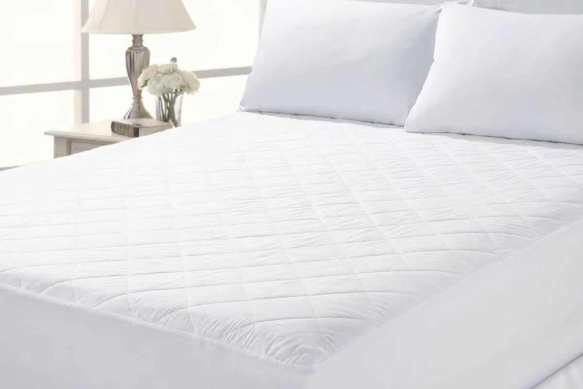 Medium mattress with quilted surface showing the balanced comfort and support typical of medium-firm beds