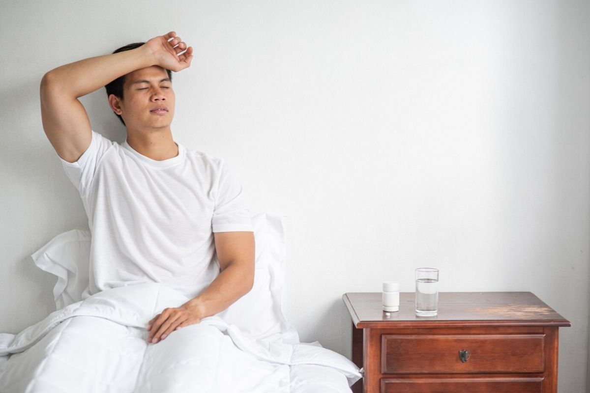 Sleeper waking up tired and uncomfortable due to lack of mattress support