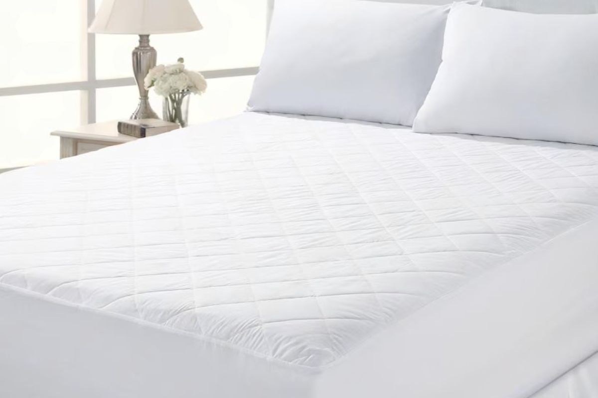 Ultra plush mattress topper with quilted surface designed for extra cushioning and pressure relief for side sleepers