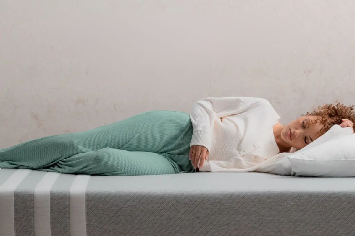 Sleeper resting comfortably on a Leesa Original Mattress during the at-home mattress trial period