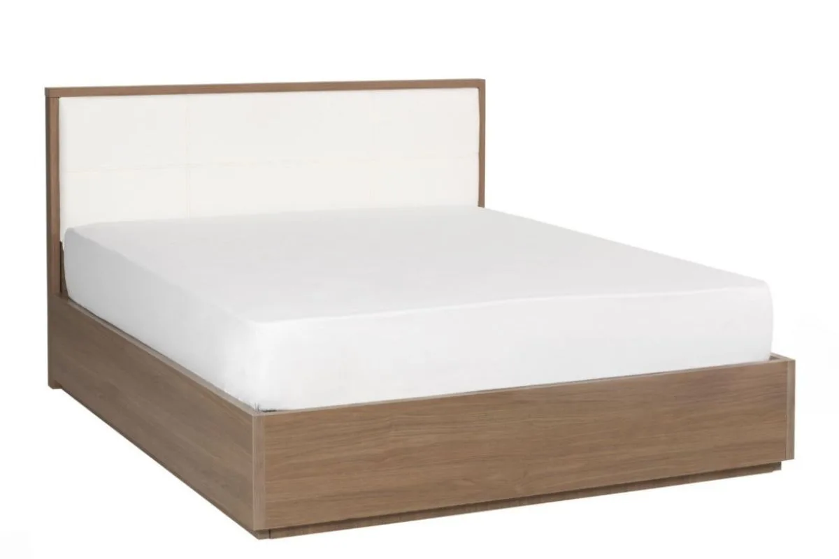 Does a Hybrid Mattress Need a Box Spring? Platform bed with a hybrid mattress showing a solid support surface, illustrating an alternative to using a box spring