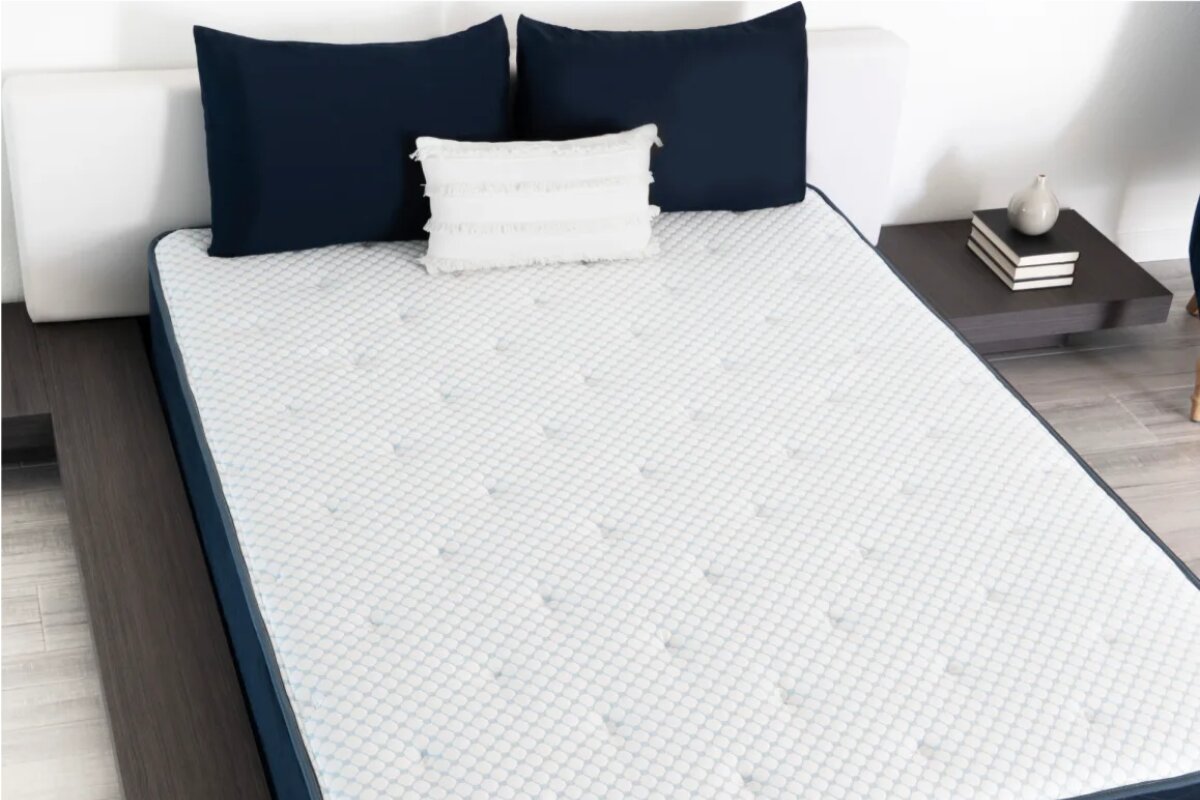 Top view of the Dreamfoam Hybrid.
