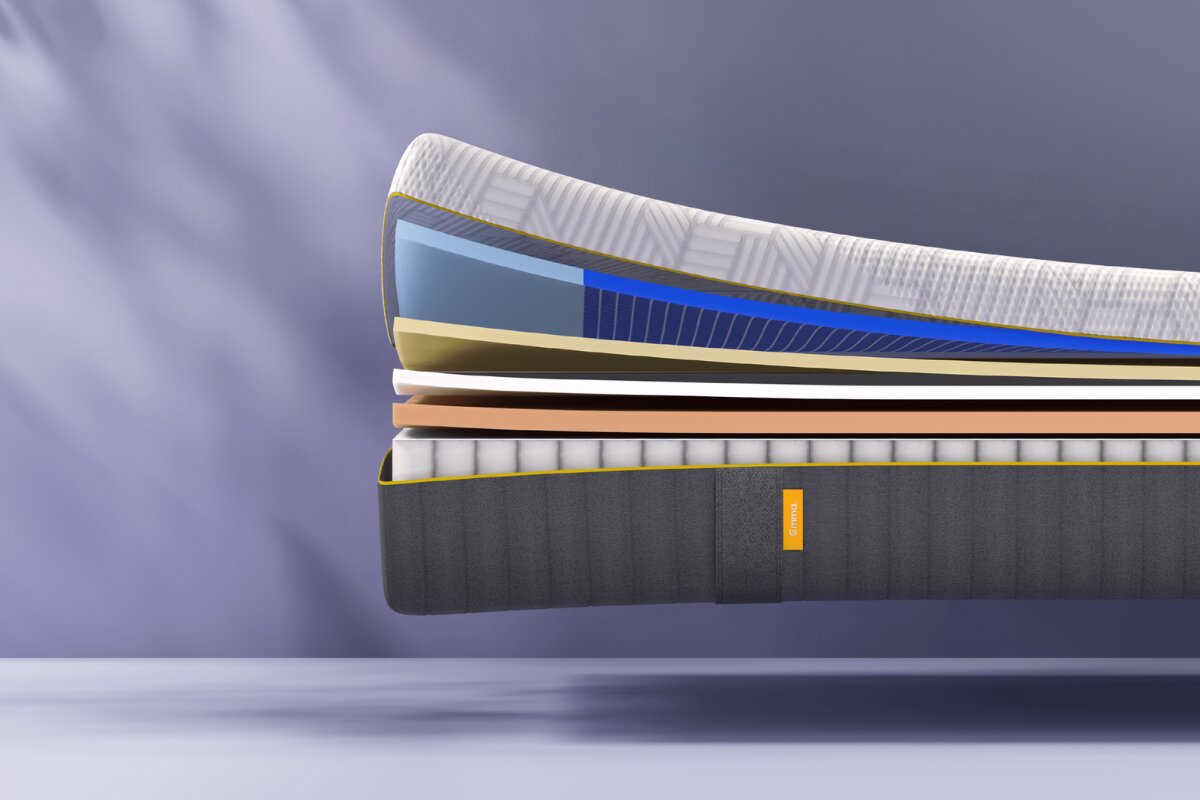 emma elite mattress cutaway showing layered foam, cooling materials, and pocket spring support system