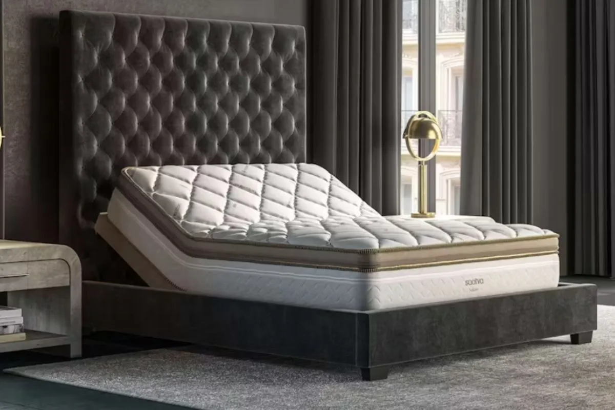 How to Sleep After Knee Replacement: Best Positions & Tips Adjustable mattress in an elevated position, showing a sleep setup that can help reduce discomfort and support recovery after knee replacement surgery