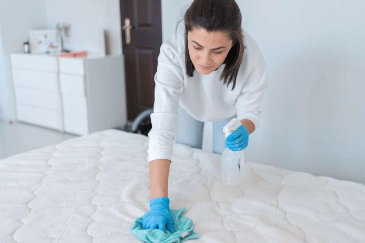getting stains out of mattress