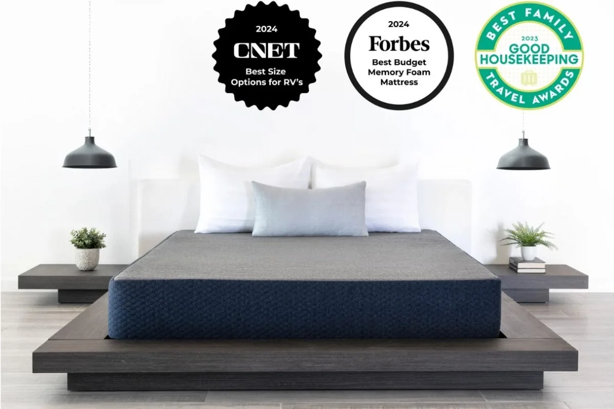 Memory foam mattress designed for comfort and support, highlighting how a supportive sleep environment can help teenagers achieve better sleep quality and duration
