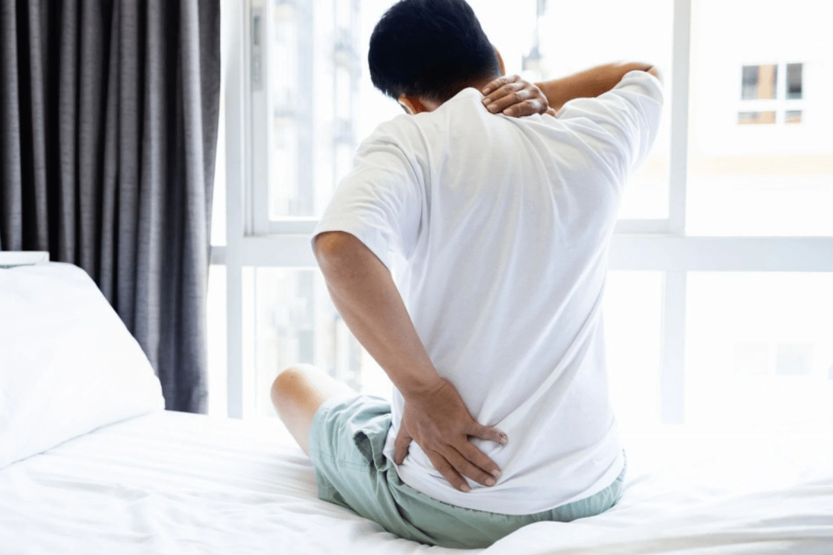 sleeping with back pain (2) sleeping with back pain (2)