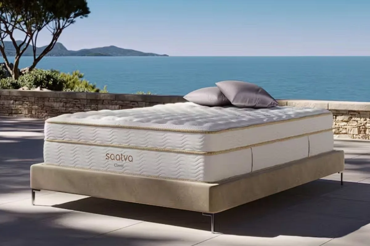 Sleep and Athletic Performance: How Sleep Affects Recovery? Saatva Classic Mattress providing supportive comfort to promote restful sleep and enhance athletic recovery