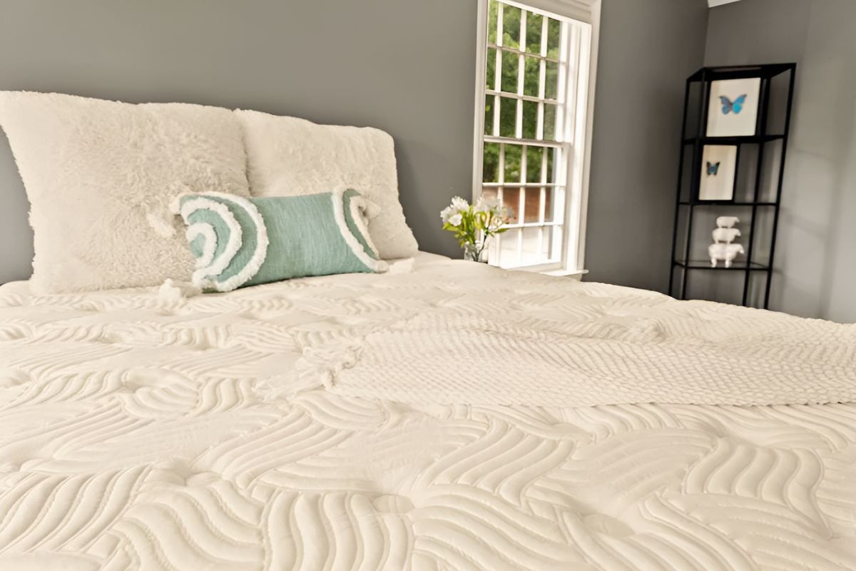 DLX LatexLux Hybrid Mattress - Comfort Features