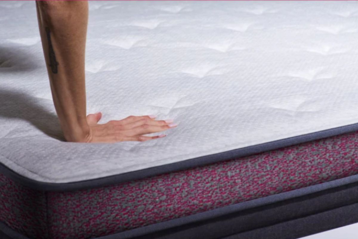 The Helix Dusk Luxe Mattress - Sleeping Positions