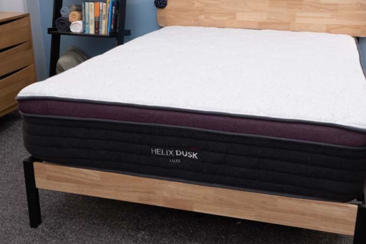 Helix Dusk Luxe Mattress - Couples Suitability