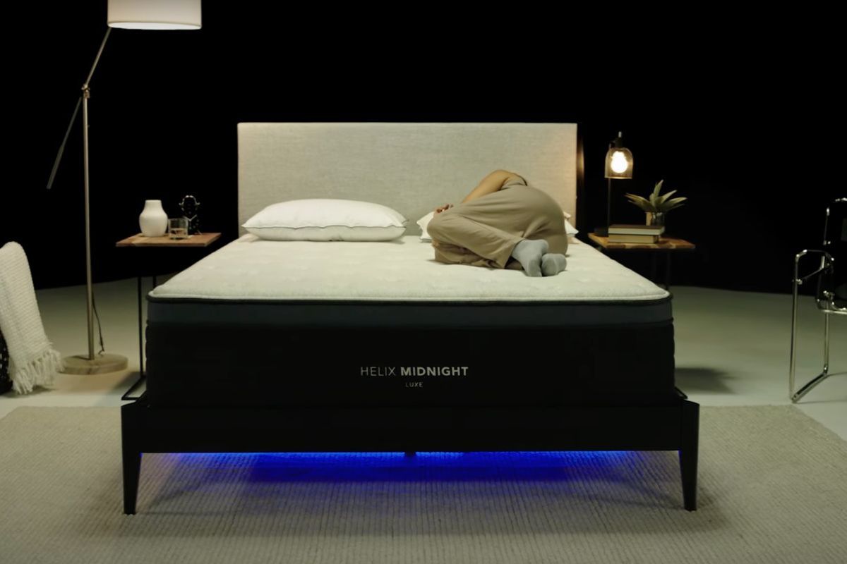 Helix Midnight Luxe - Sleeping Positions