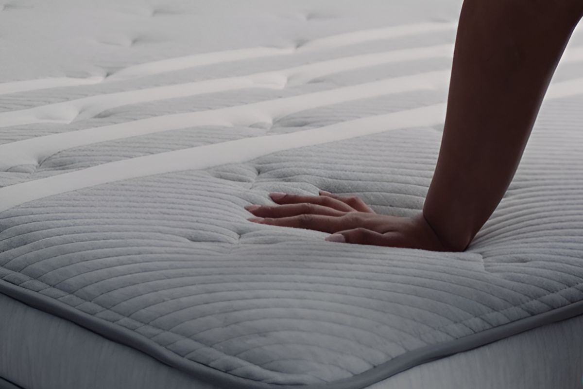 Leesa Plus Hybrid Mattress - Comfort Features