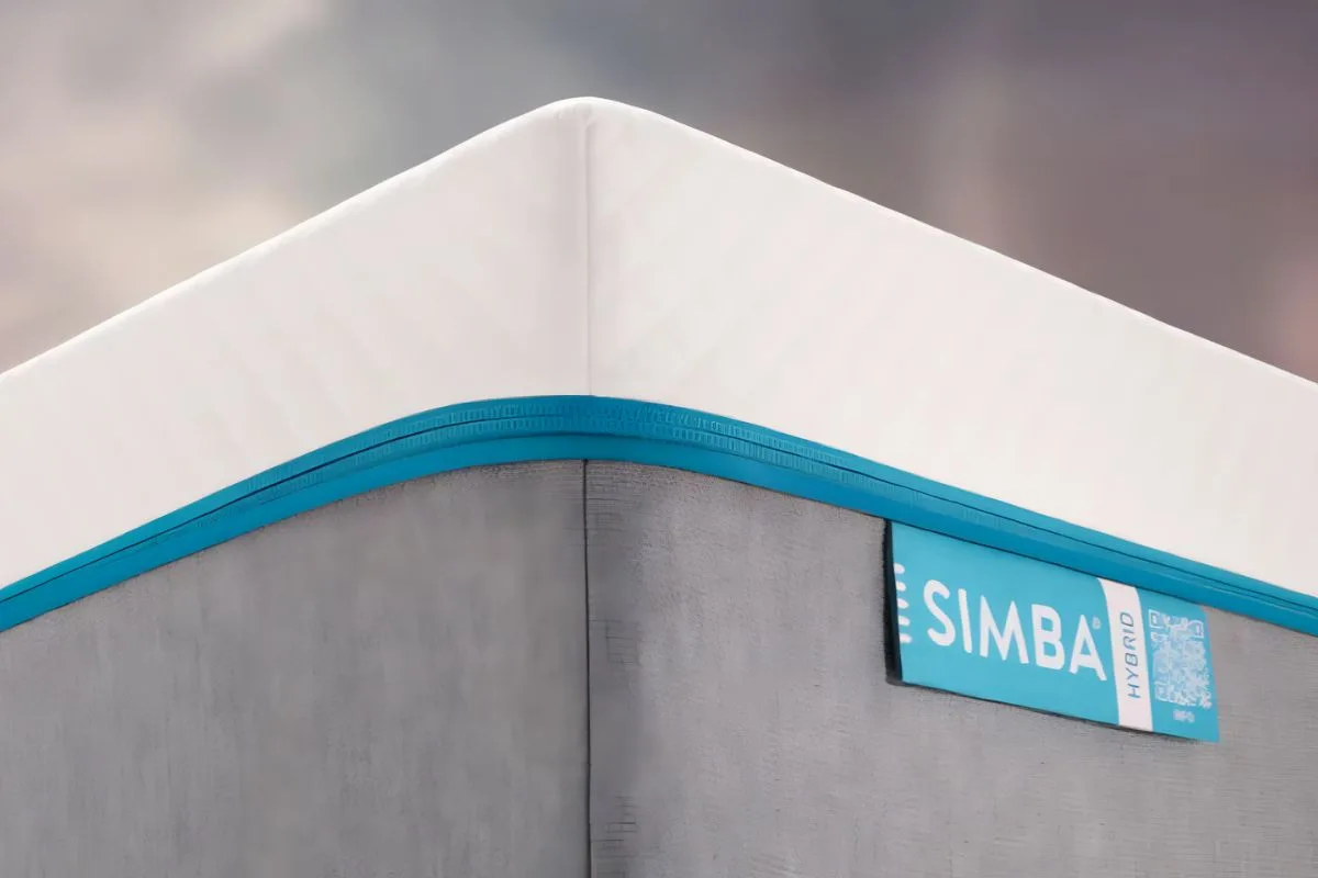 Simba Hybrid Luxe Mattress - Sleeping Positions