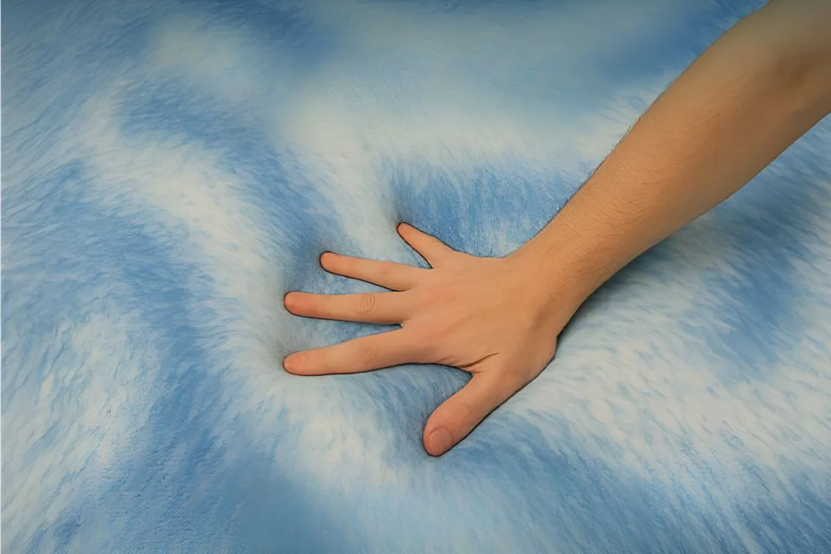 SleepyCat Ultima Memory Foam Mattress - Cooling Features