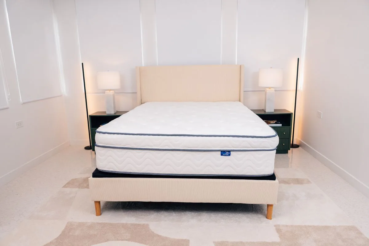 Front view of the DLX LatexLux Hybrid mattress showcasing its premium design and quilted cover for the DLX LatexLux Hybrid Mattress Review